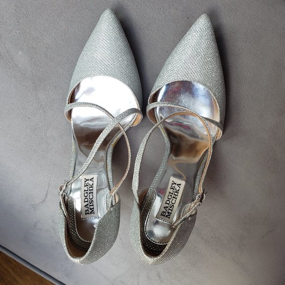 Badgley Mischka Silver sparkle Pump Size 8 - Picture 8 of 8